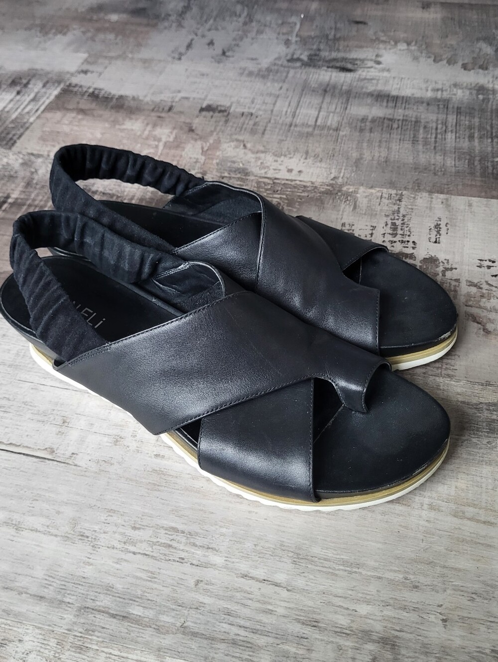 Vaneli Black Leather Sandals Womens Size 8.5M Comfort Slingback Toe Loop